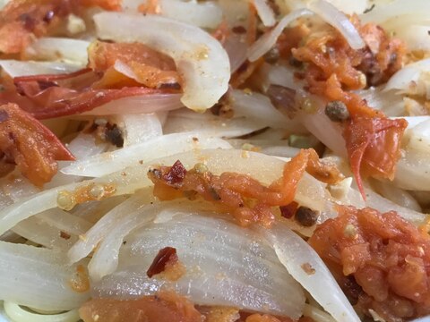 玉ねぎトマトのパスタ